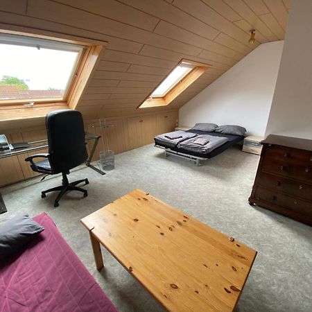 Appartement Dachgeschoss In Einem Reihenhaus à Heidelberg Extérieur photo